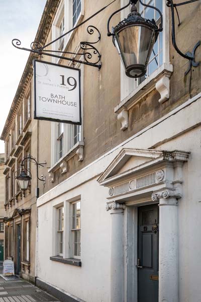Georgian exterior, St James's Parade
