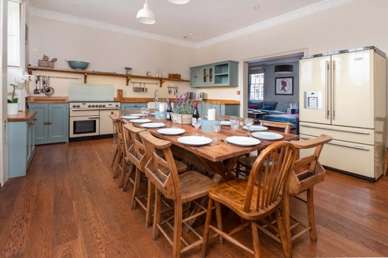 Kitchen at Bath Townhouse 14